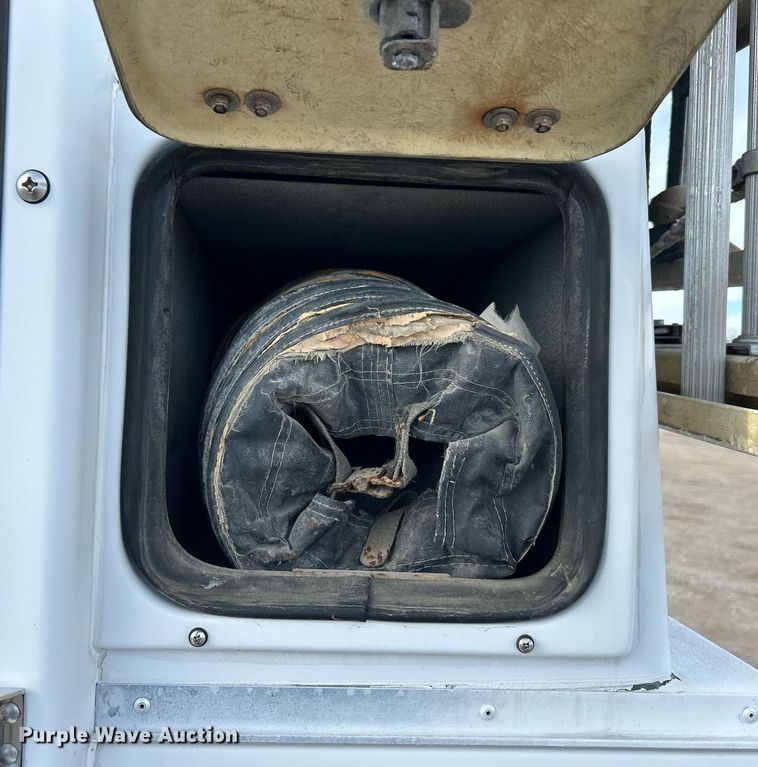 image for item OI9561 2013 Ford F450 Super Duty  utility / service truck