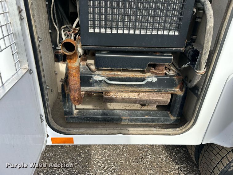 image for item OI9561 2013 Ford F450 Super Duty  utility / service truck