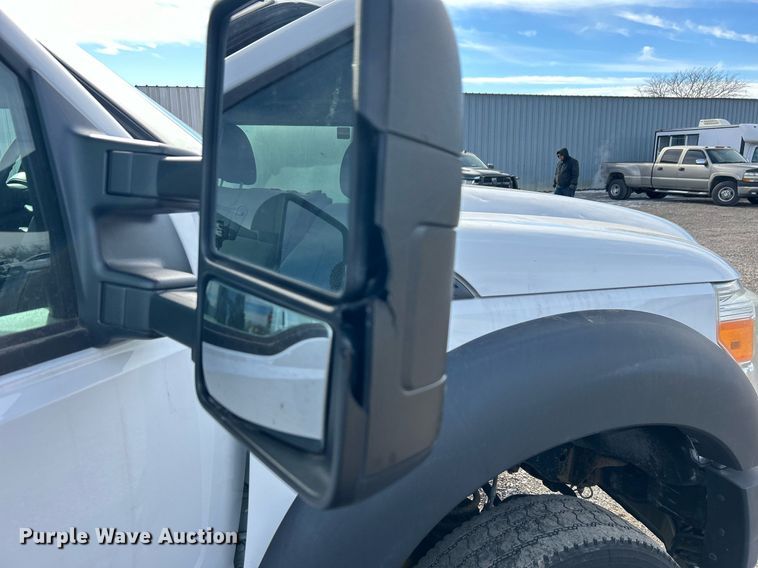 image for item OI9561 2013 Ford F450 Super Duty  utility / service truck