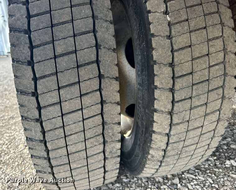 image for item OI9561 2013 Ford F450 Super Duty  utility / service truck