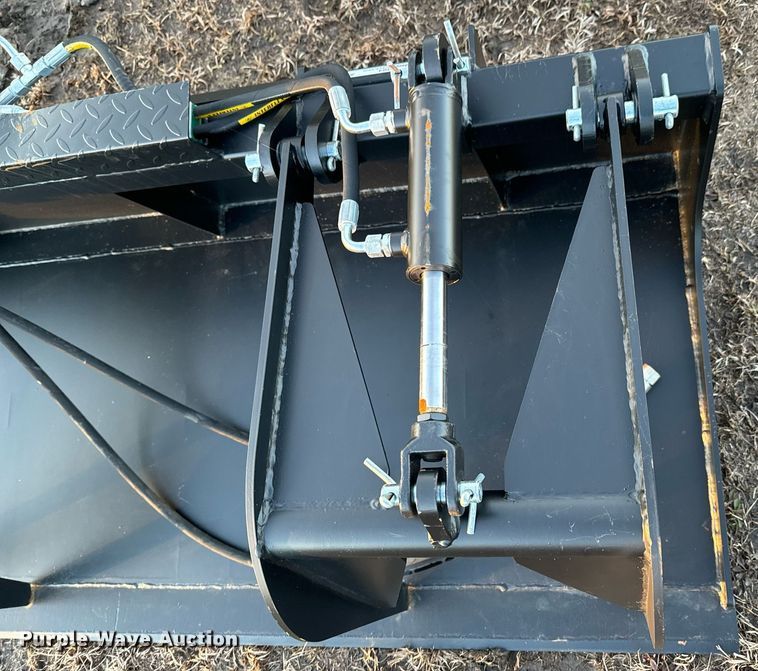 image for item OJ9394 JCT skid steer grapple bucket