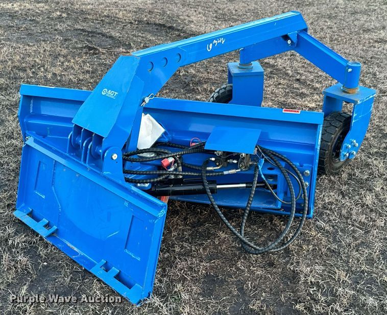 image for item OJ9396 2023 TopCat SSSG72 skid steer grader