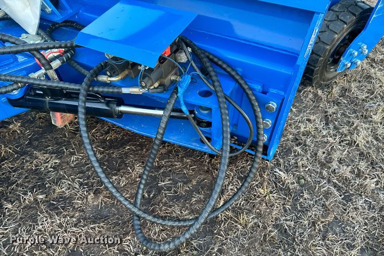 image for item OJ9396 2023 TopCat SSSG72 skid steer grader