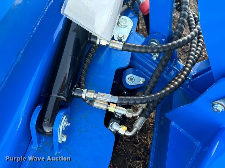 image for item OJ9396 2023 TopCat SSSG72 skid steer grader