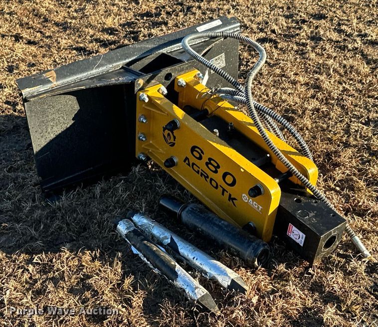 image for item OJ9408 2023 AgroTK SSHH680 skid steer breaker