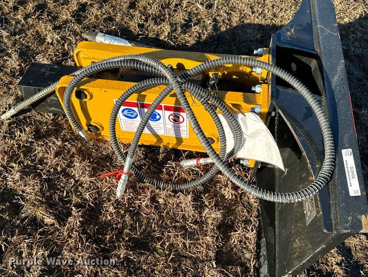 image for item OJ9408 2023 AgroTK SSHH680 skid steer breaker