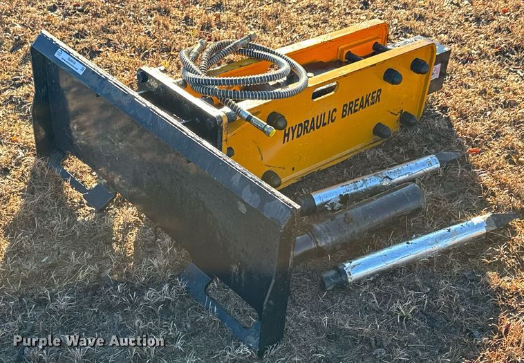 image for item OJ9410 2023 Wolverine CB-11-750F skid steer breaker