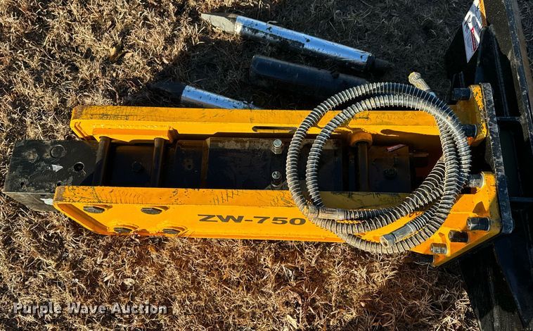 image for item OJ9410 2023 Wolverine CB-11-750F skid steer breaker