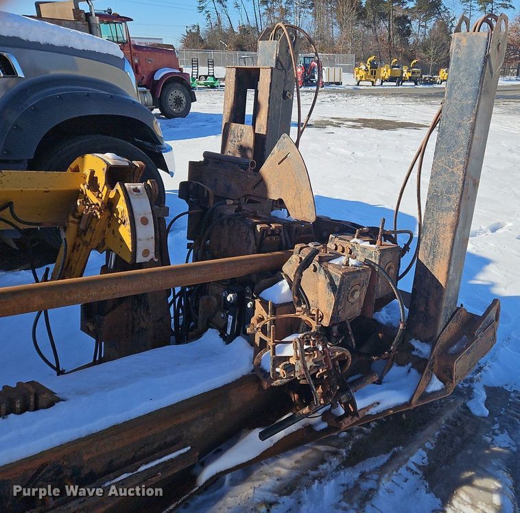 image for item OJ9722 2010 Vermeer  D100x120 Navigator Series II directional boring unit