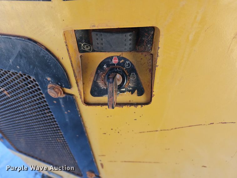 image for item OJ9722 2010 Vermeer  D100x120 Navigator Series II directional boring unit