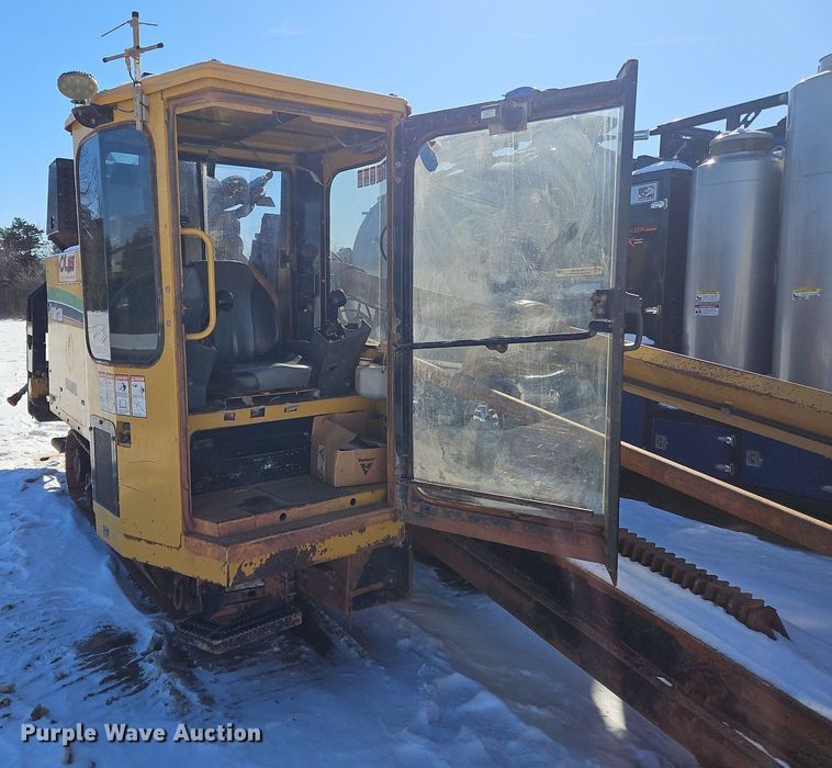image for item OJ9722 2010 Vermeer  D100x120 Navigator Series II directional boring unit