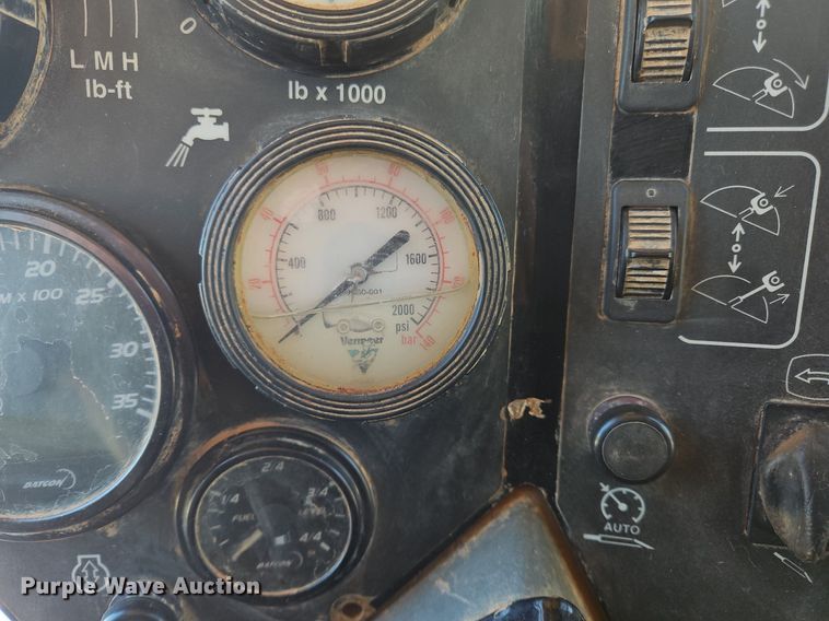 image for item OJ9722 2010 Vermeer  D100x120 Navigator Series II directional boring unit