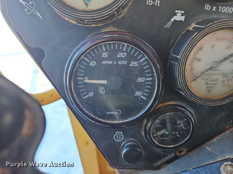 image for item OJ9722 2010 Vermeer  D100x120 Navigator Series II directional boring unit