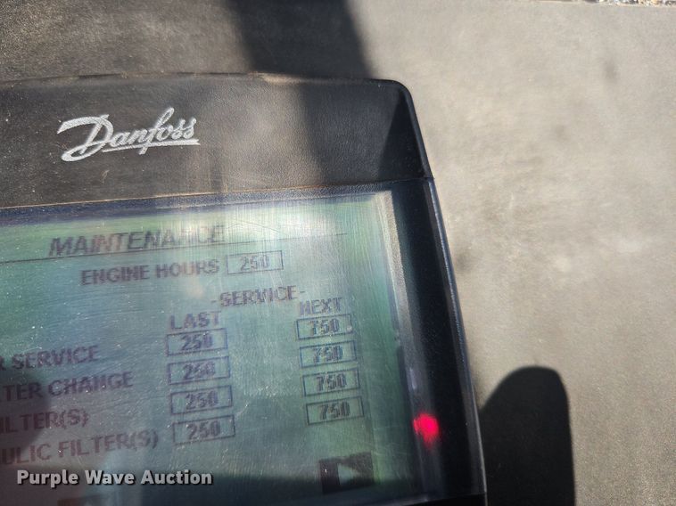 image for item OJ9722 2010 Vermeer  D100x120 Navigator Series II directional boring unit