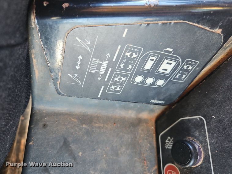 image for item OJ9722 2010 Vermeer  D100x120 Navigator Series II directional boring unit