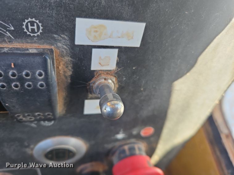 image for item OJ9722 2010 Vermeer  D100x120 Navigator Series II directional boring unit