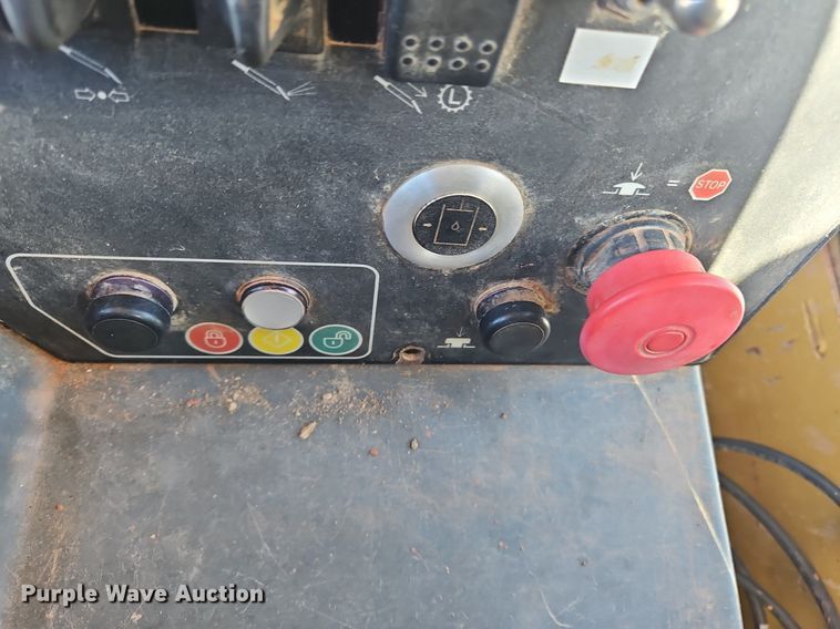 image for item OJ9722 2010 Vermeer  D100x120 Navigator Series II directional boring unit