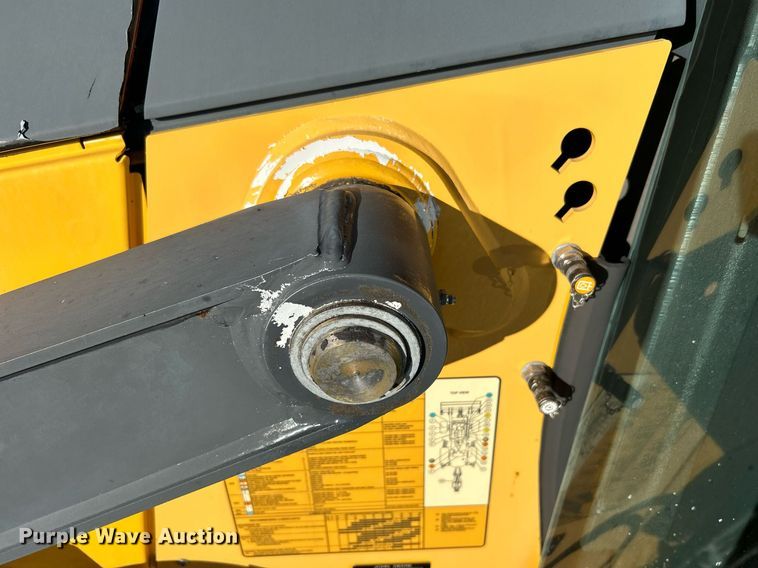 image for item OM9221 2013 John Deere  310SK backhoe