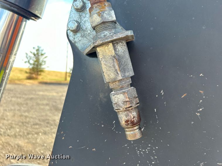 image for item OM9221 2013 John Deere  310SK backhoe