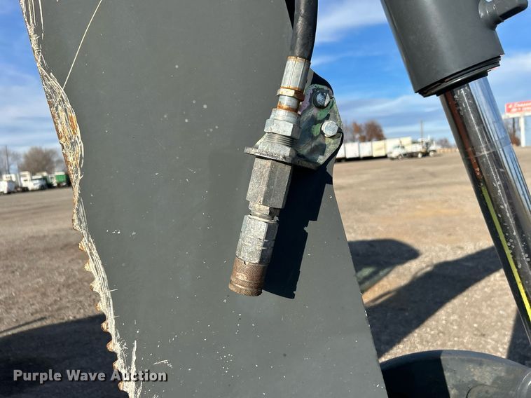 image for item OM9221 2013 John Deere  310SK backhoe