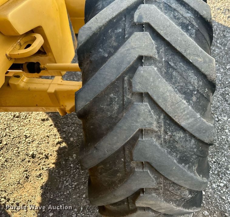 image for item OM9221 2013 John Deere  310SK backhoe