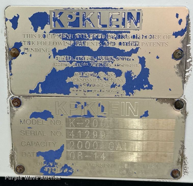 image for item OM9785 2015 Ford F750 Super Duty water truck