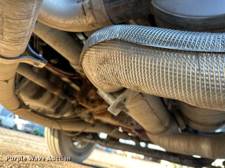 image for item OM9785 2015 Ford F750 Super Duty water truck