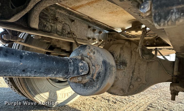 image for item OM9785 2015 Ford F750 Super Duty water truck