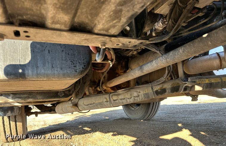 image for item OM9785 2015 Ford F750 Super Duty water truck