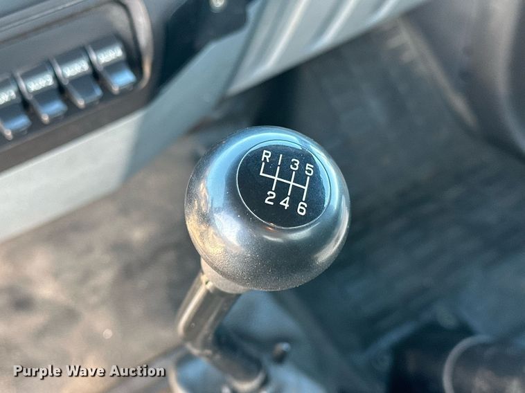 image for item OM9785 2015 Ford F750 Super Duty water truck