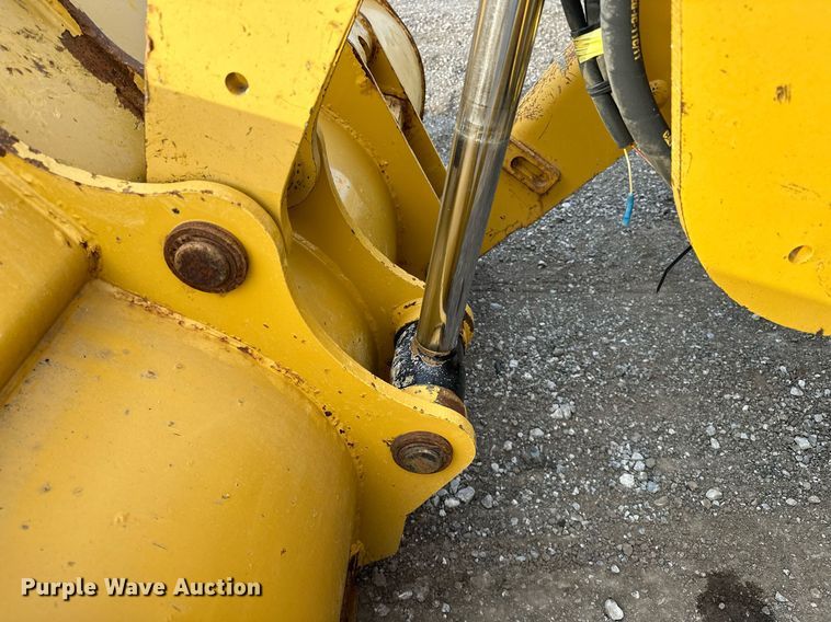 image for item OM9801 2011 Caterpillar  420E backhoe