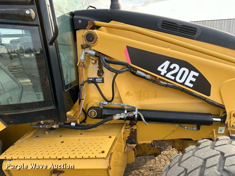 image for item OM9801 2011 Caterpillar  420E backhoe