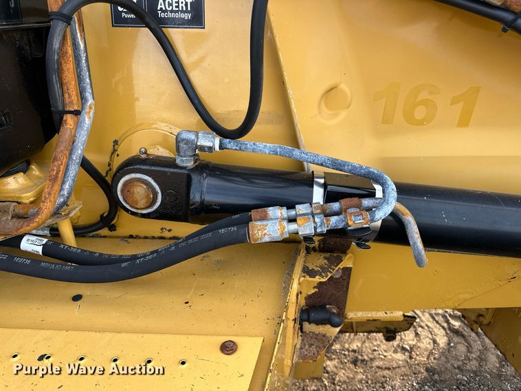 image for item OM9801 2011 Caterpillar  420E backhoe