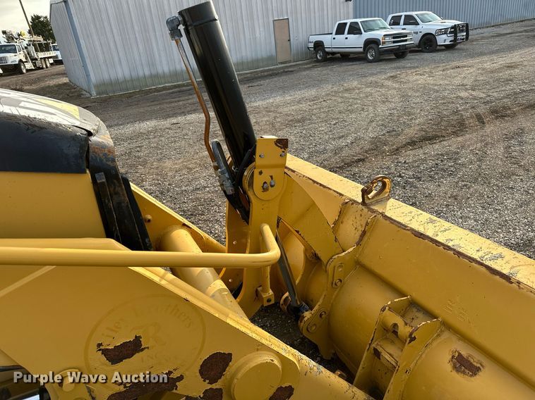 image for item OM9801 2011 Caterpillar  420E backhoe