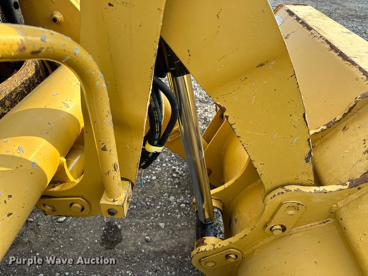 image for item OM9801 2011 Caterpillar  420E backhoe