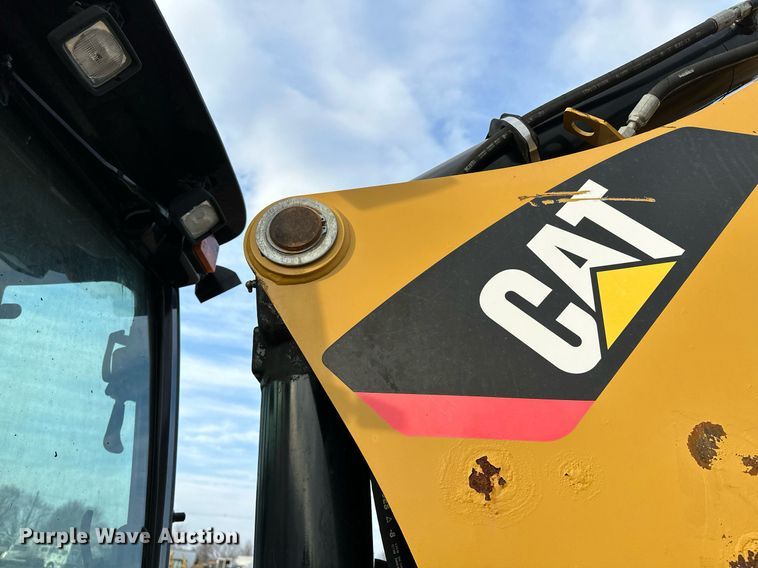 image for item OM9801 2011 Caterpillar  420E backhoe