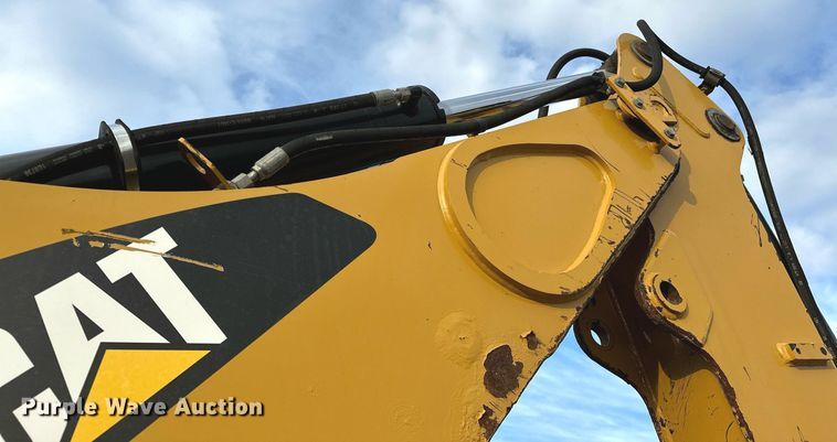 image for item OM9801 2011 Caterpillar  420E backhoe