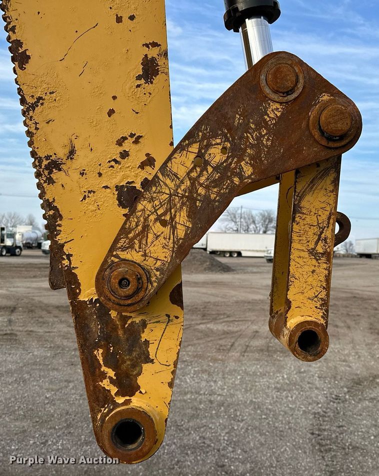 image for item OM9801 2011 Caterpillar  420E backhoe