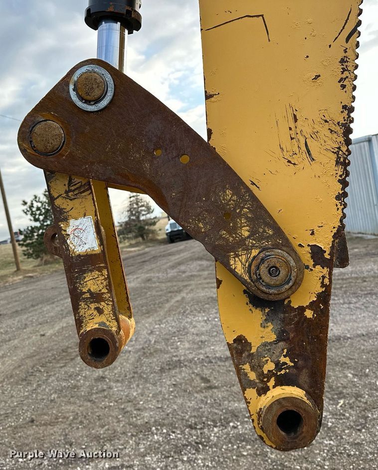 image for item OM9801 2011 Caterpillar  420E backhoe