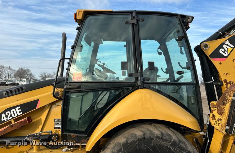 image for item OM9801 2011 Caterpillar  420E backhoe