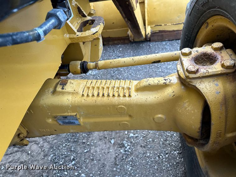 image for item OM9801 2011 Caterpillar  420E backhoe