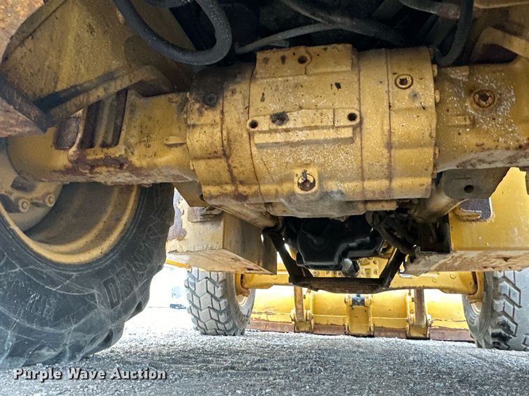 image for item OM9801 2011 Caterpillar  420E backhoe