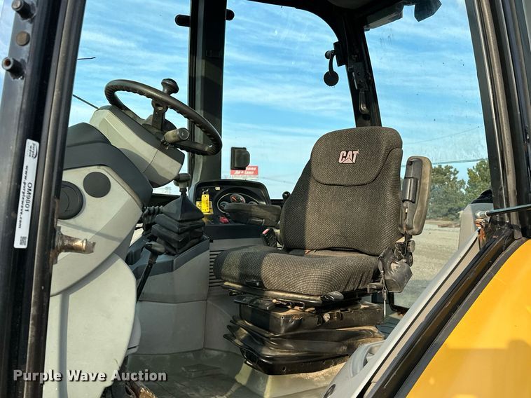 image for item OM9801 2011 Caterpillar  420E backhoe