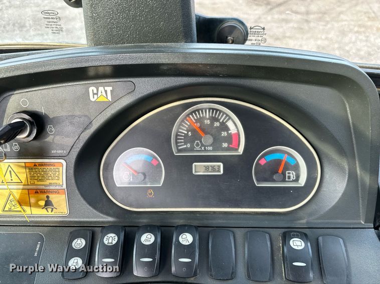 image for item OM9801 2011 Caterpillar  420E backhoe