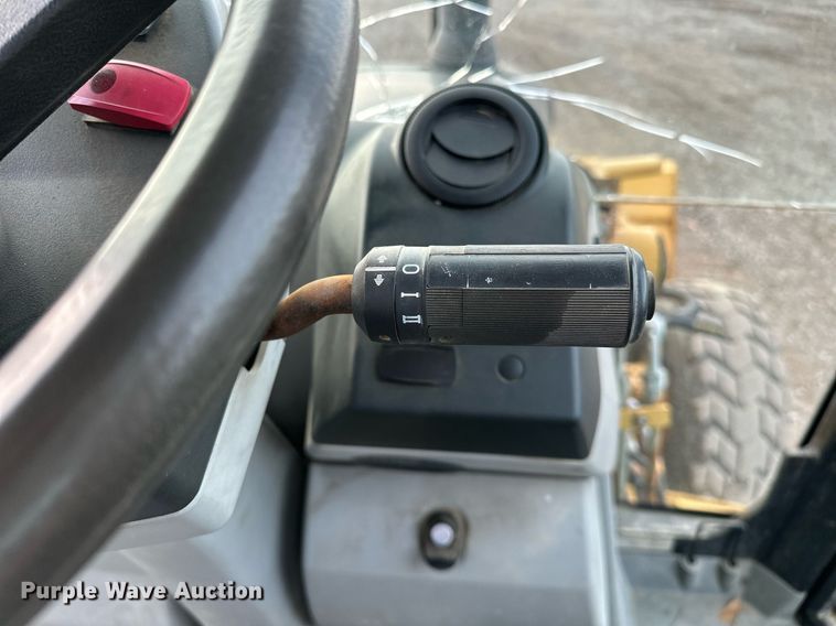 image for item OM9801 2011 Caterpillar  420E backhoe