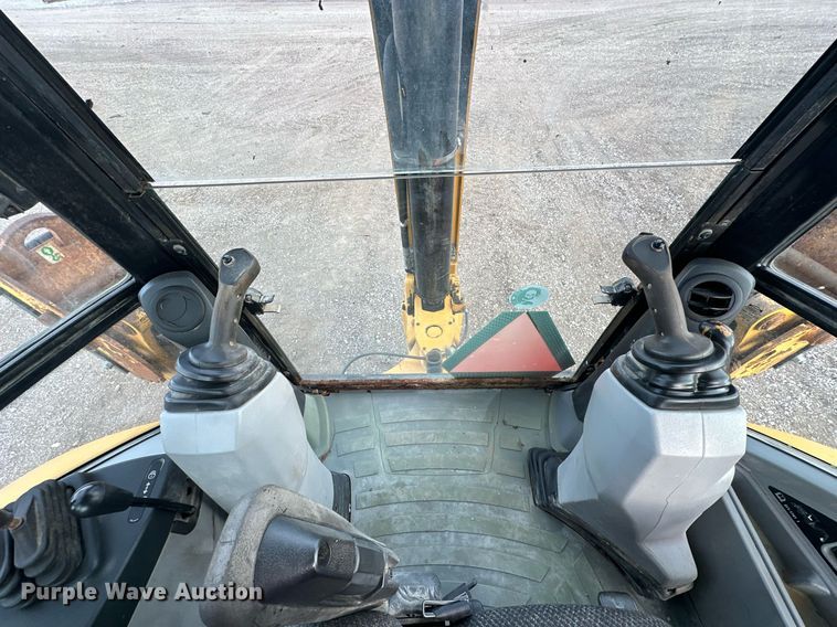 image for item OM9801 2011 Caterpillar  420E backhoe