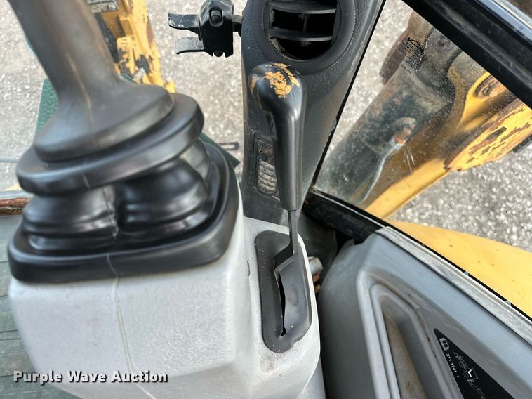 image for item OM9801 2011 Caterpillar  420E backhoe