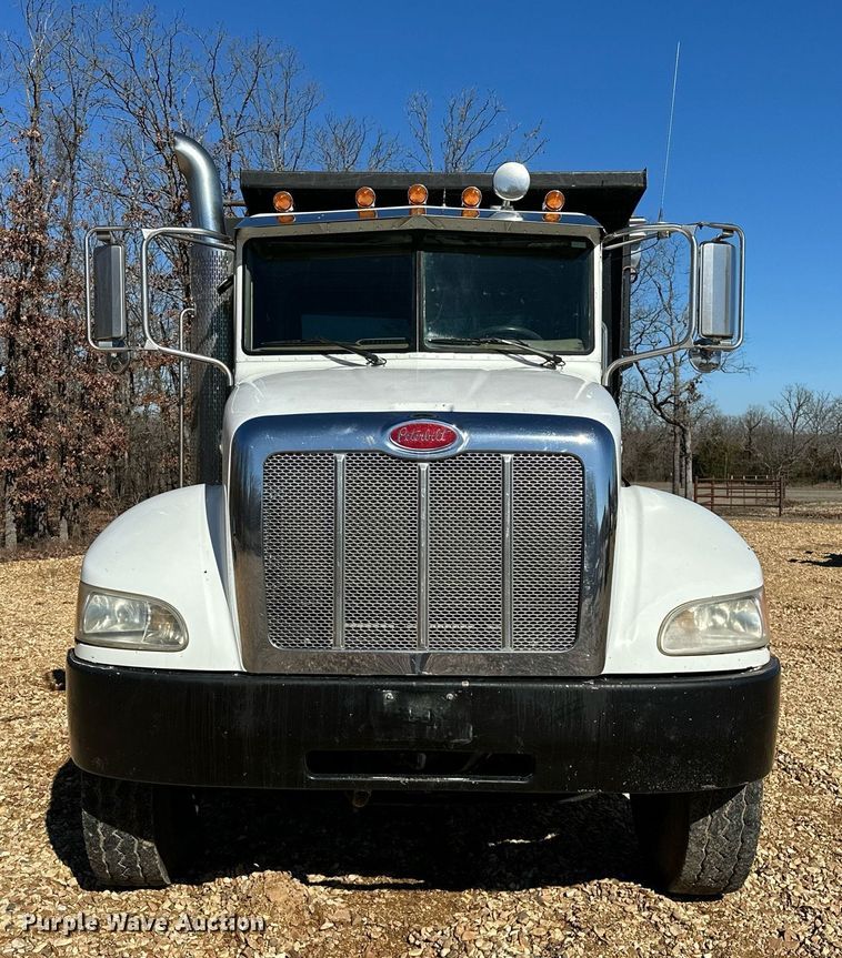 image for item OM9804 2008 Peterbilt  340 dump truck