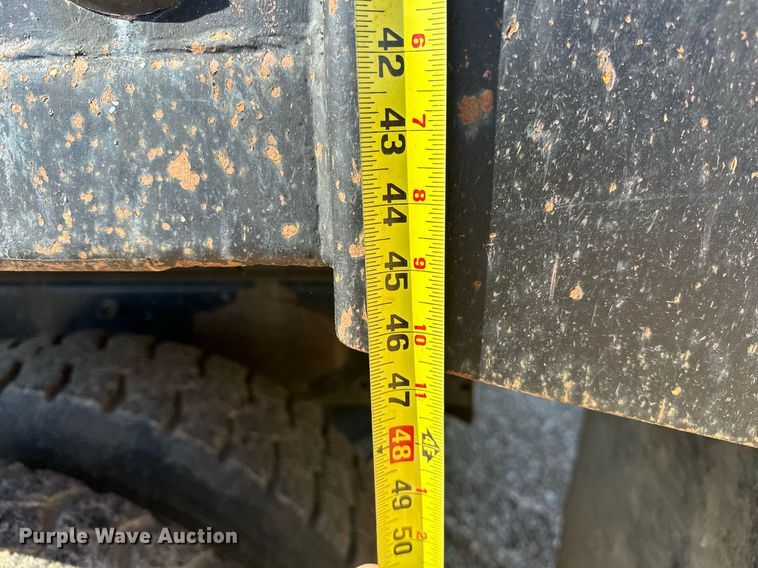 image for item OM9804 2008 Peterbilt  340 dump truck