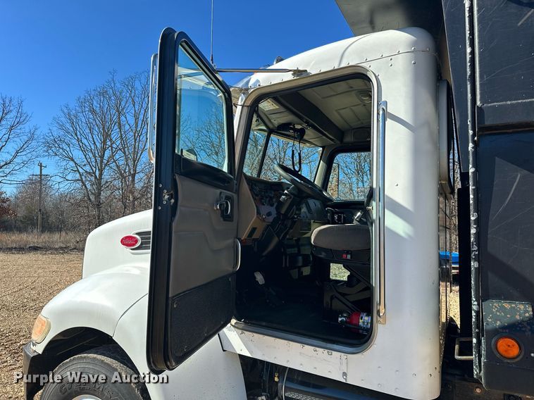 image for item OM9804 2008 Peterbilt  340 dump truck